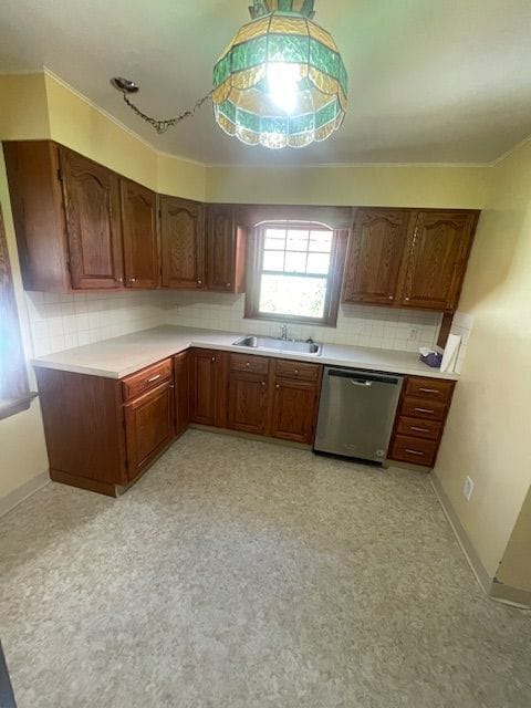 Building Photo - Single family home with access to Lake Eerie!