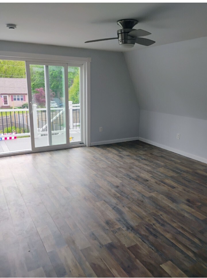 Building Photo - 21 Ayer Cir