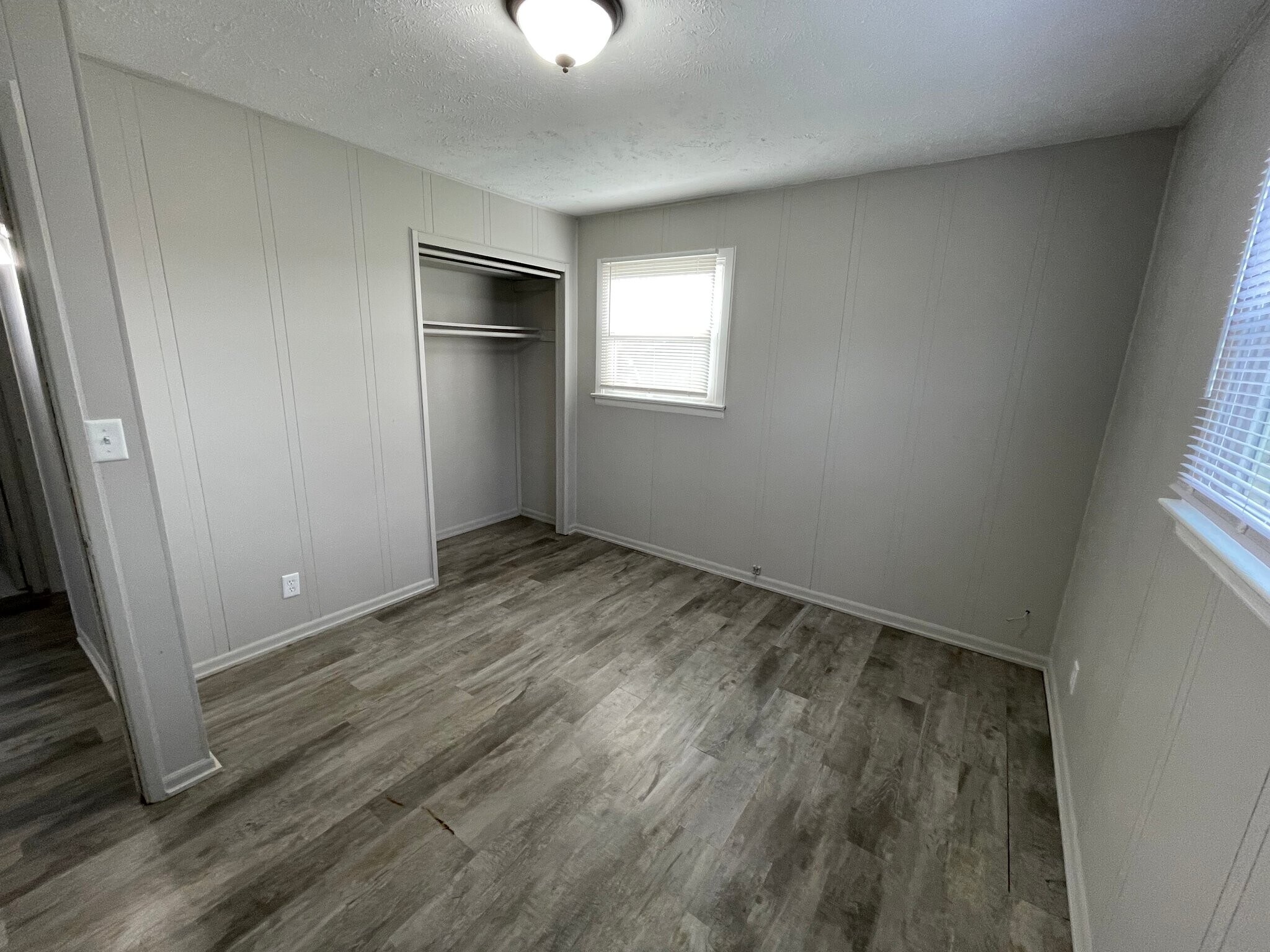 Building Photo - 3905 Burdette St