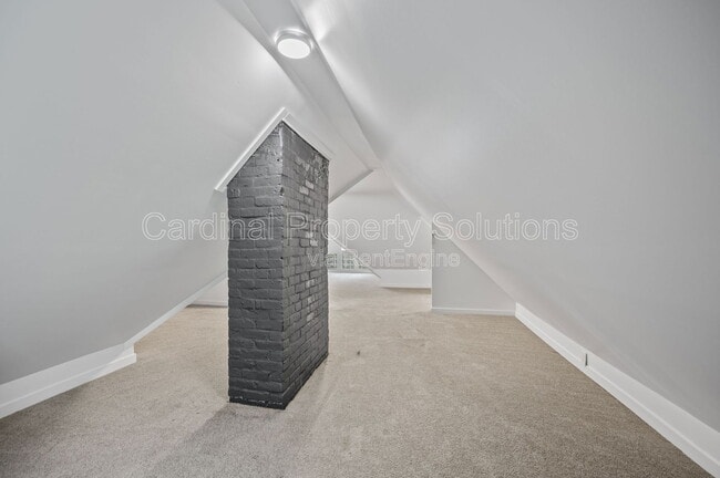 Building Photo - 433 Dorchester Ave