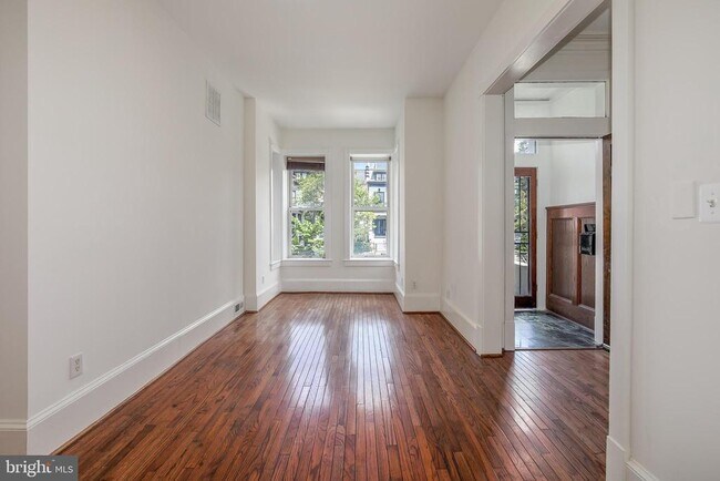 Building Photo - 3002 13th St NW