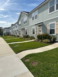 Building Photo - Coastal Living , St. Augustine, Townhouse