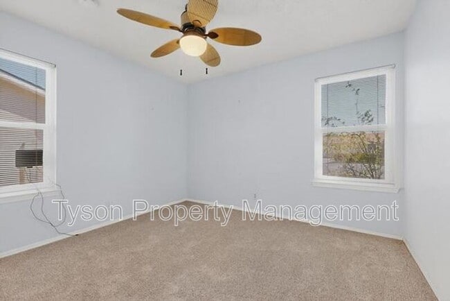 Building Photo - 1225 Del Mastro Dr SW