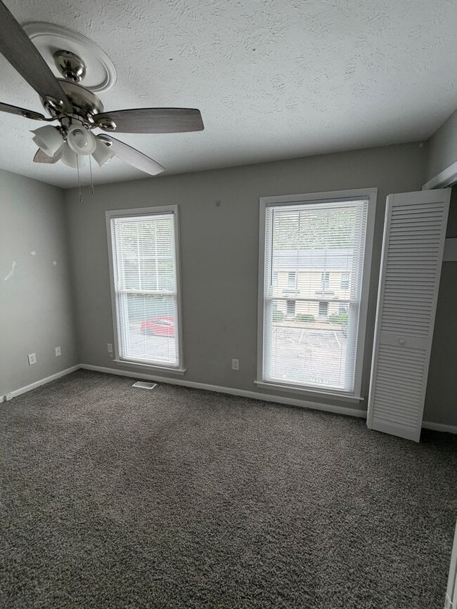 Building Photo - 506 Mill Cove