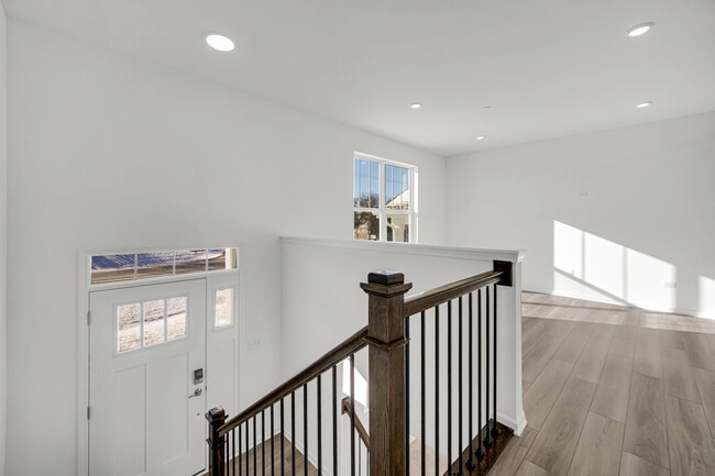 Building Photo - 203 Settlers Pl