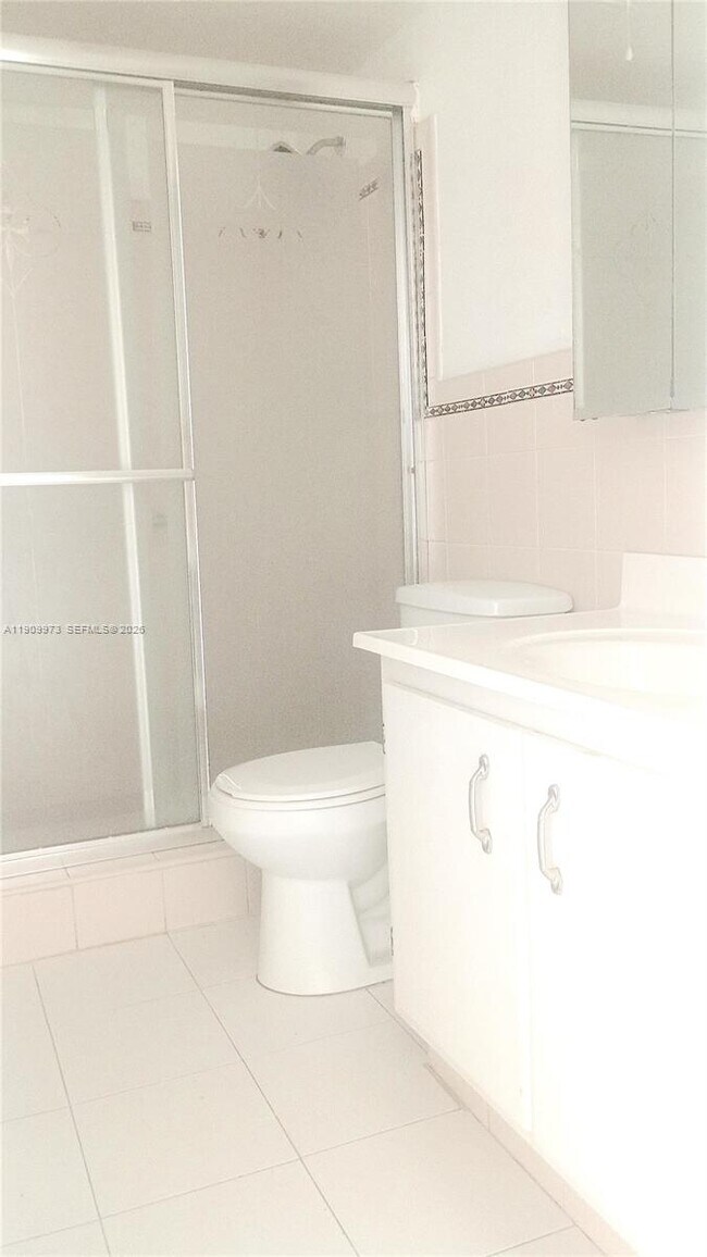 Building Photo - 20120 NE 2nd Ave