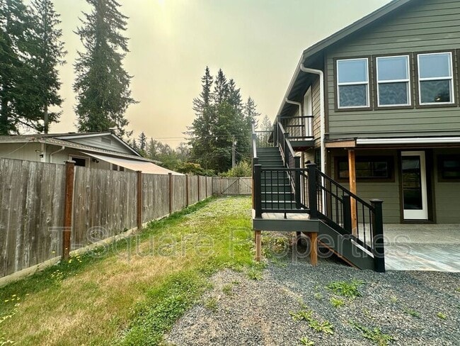 Building Photo - 24713 Old Owen Rd
