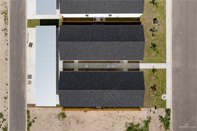 Building Photo - 2609 Mockingbird Rd