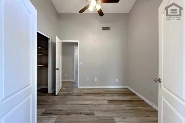 Building Photo - 3Bed/2Bath House w/Bonus Room at 67th Ave/AZ Loop-101! Ready for Immediate Move-In!