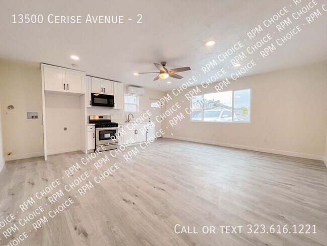 Building Photo - 13500 Cerise Ave