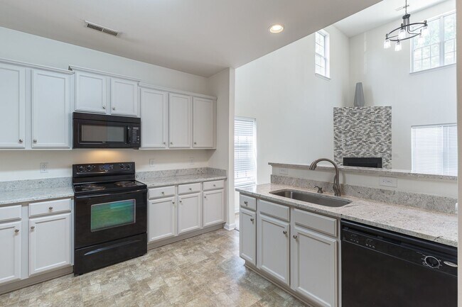 Building Photo - 5907 Landerwood Dr
