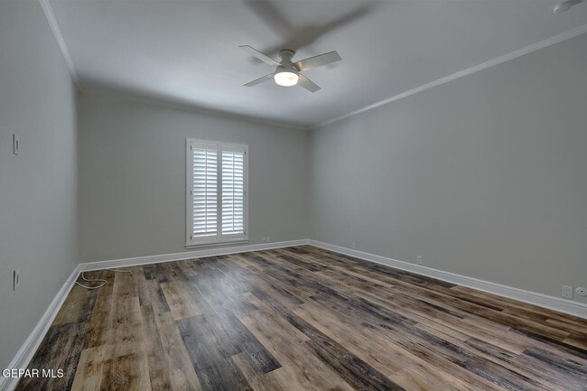 Building Photo - 6167 Los Felinos Cir