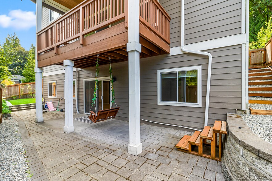 Building Photo - 15312 NE Woodland Pl