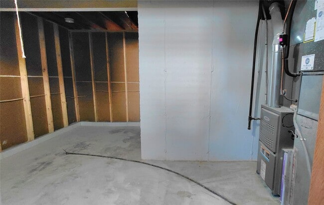 Building Photo - 874 Hollyridge Dr