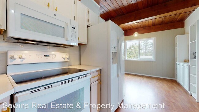 Building Photo - 2 br, 1 bath House - 90466 Lewis Rd