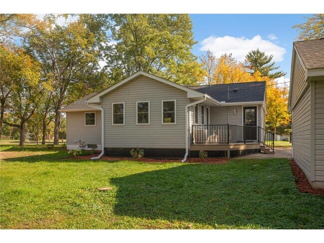 Building Photo - 15240 Kangaroo St NW