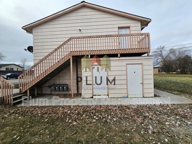 Building Photo - 2340 Fairview Ave