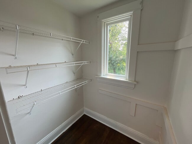 Building Photo - 708 N 41st St