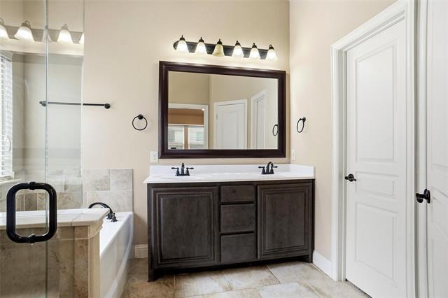 Building Photo - 1021 Rustic Oak Wy