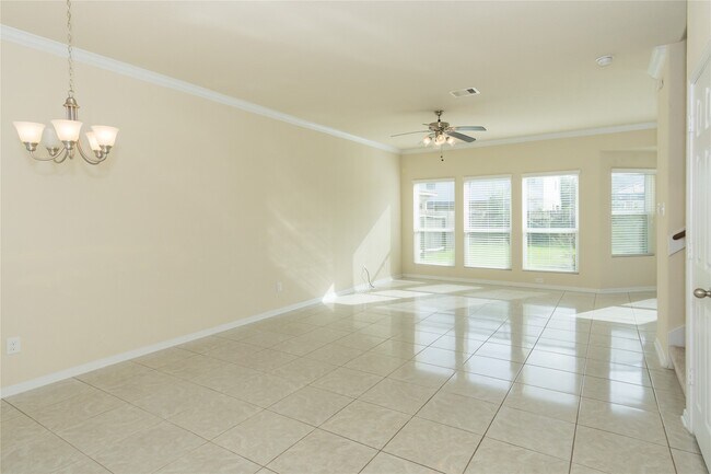 Building Photo - 2535 Elm Crossing Trail