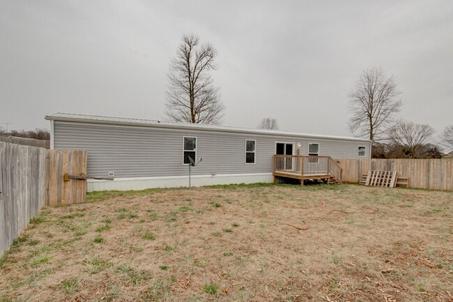 Building Photo - 295 Seays Rd