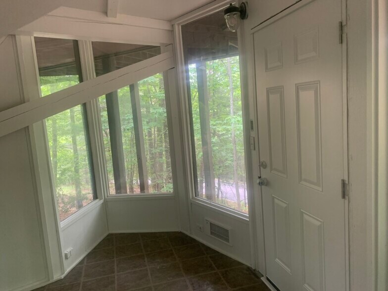 Additional Storage area or Office area in basement - 149 Treetop Knl Dr