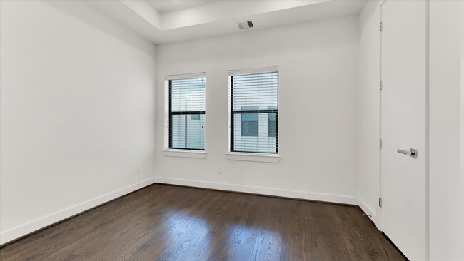 Building Photo - 2115 Colorado St