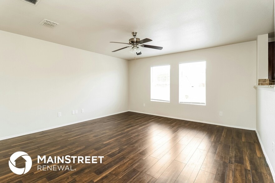 Building Photo - 1113 Switchgrass Ln