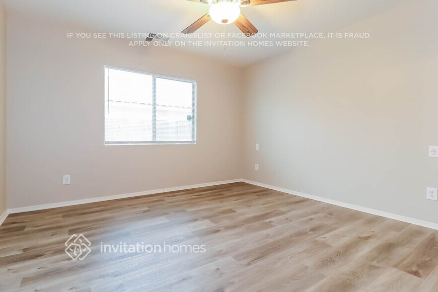 Building Photo - 16527 W Maricopa St