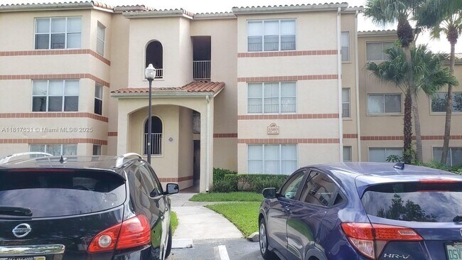 Building Photo - 3380 Pinewalk Dr N