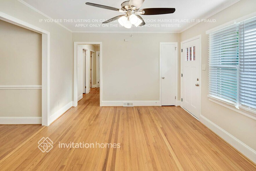 Building Photo - 2312 Markham Ct