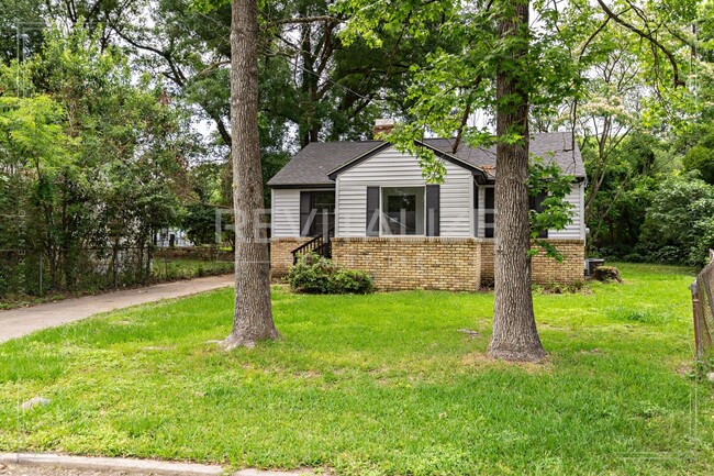 Primary Photo - Adorable 3 Bedroom 1 Bathroom in Mobile!