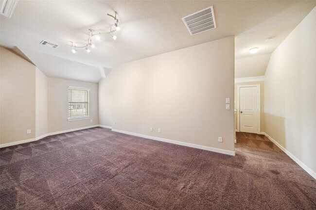 Building Photo - 28510 Lazy Rock Dr