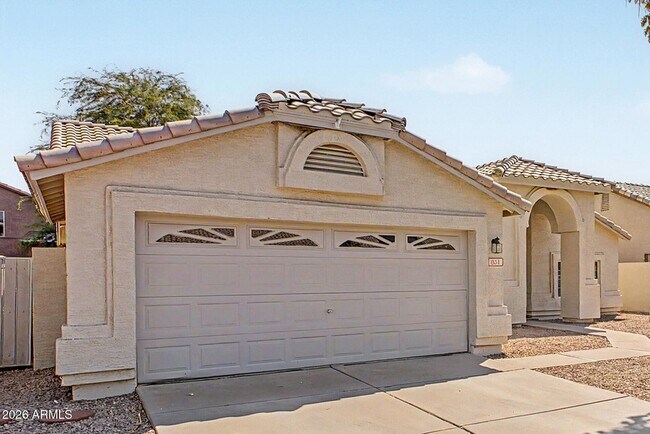 Building Photo - 851 W Palo Verde St