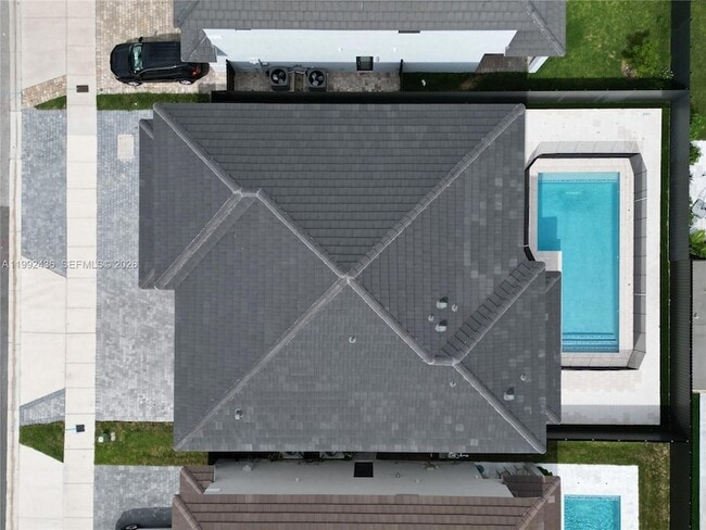 Building Photo - 1841 SW 145th Ave