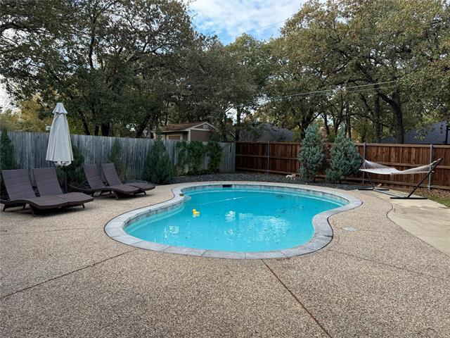 Building Photo - 116 Montreal Dr