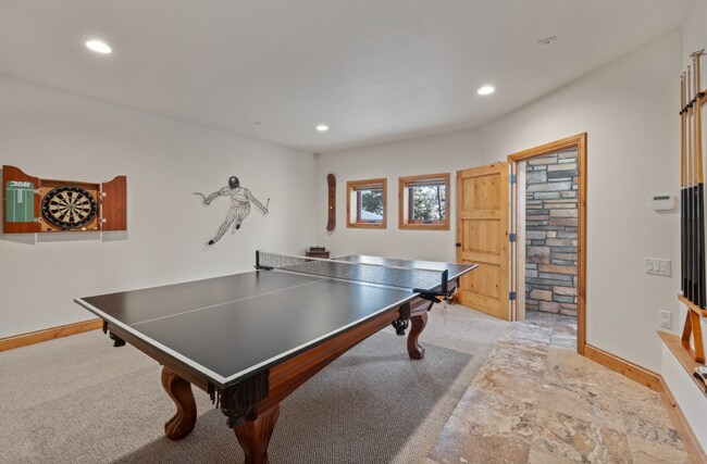 Building Photo - 234 Solomons Ln