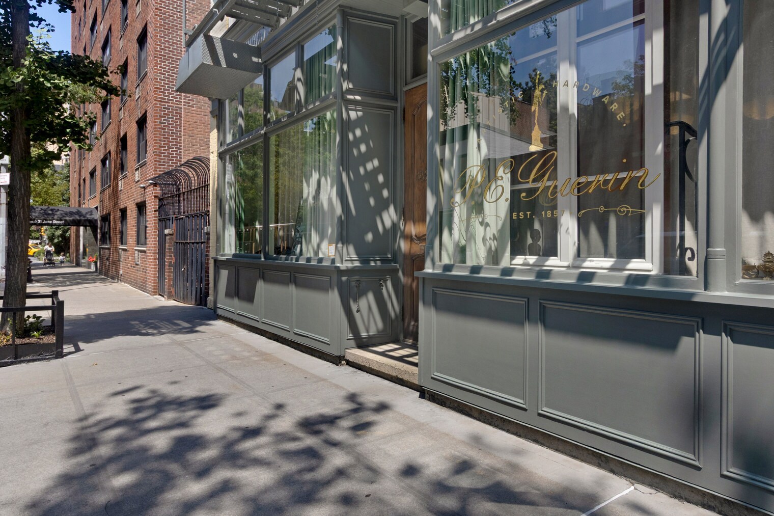 Building Photo - 26 Jane St