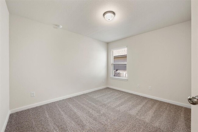 Building Photo - 109 Watch Hl