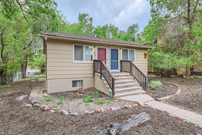Building Photo - 2517 W Willamette Ave
