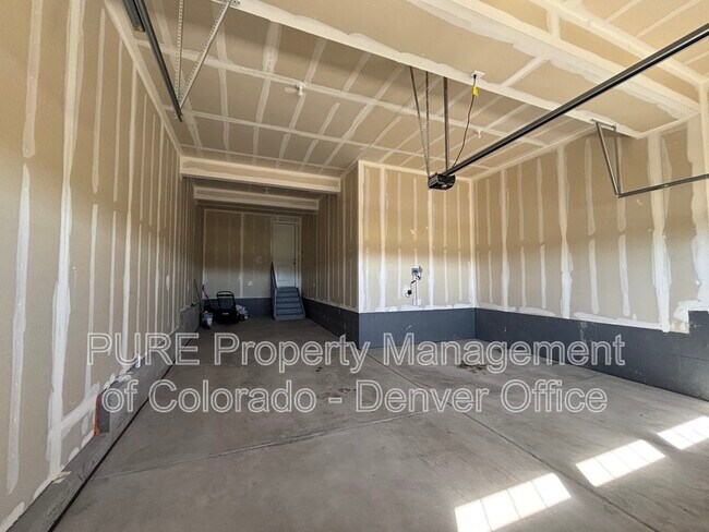 Building Photo - 933 S Eaton Park Way