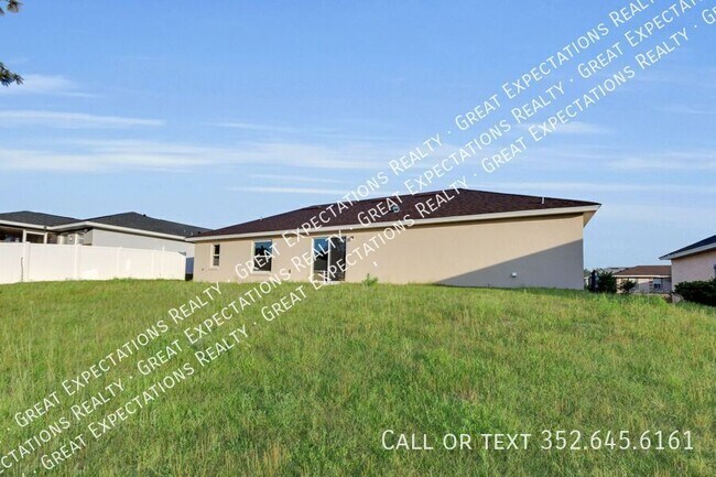 Building Photo - 678 Walkertown Dr