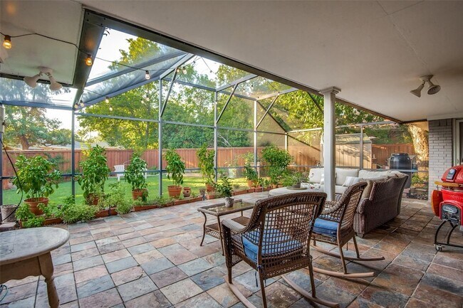 Building Photo - 6551 Highgate Ln
