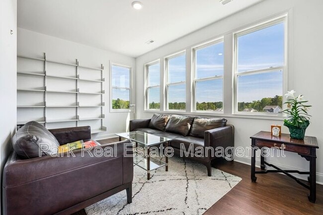 Building Photo - 1017 Prominence Dr