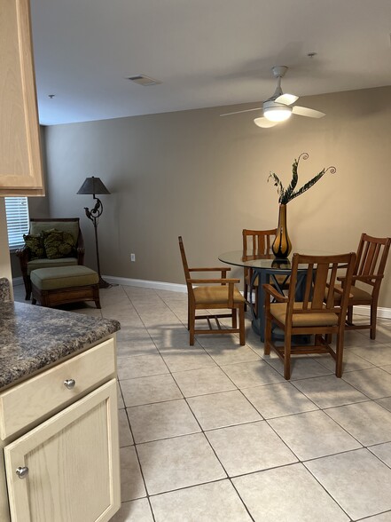 Building Photo - 1517 Regency Rd