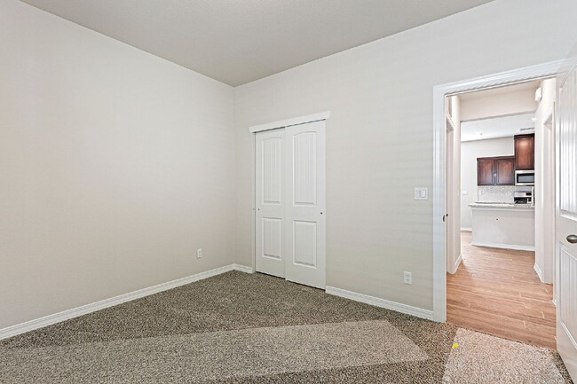 Building Photo - 51025 Sand Verbena Ave