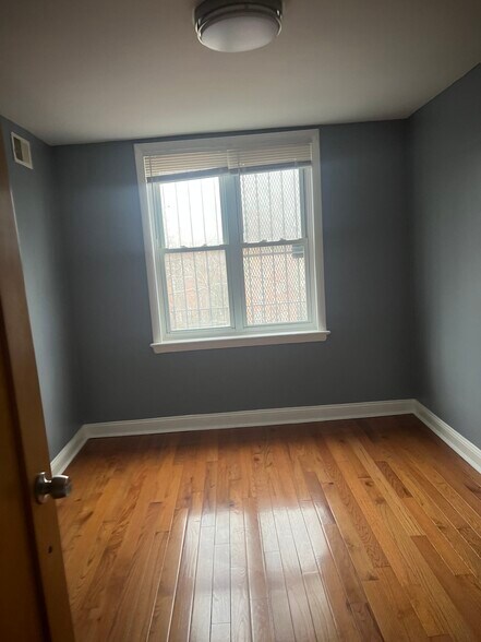 Building Photo - 55 Galveston Pl SW