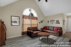 Building Photo - 2135 Blueridge Dr