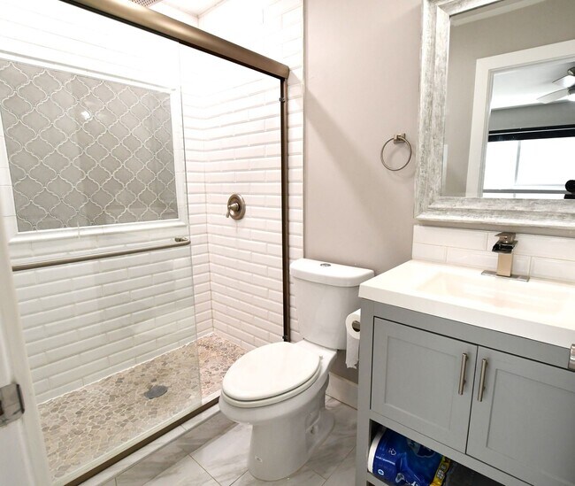 Building Photo - Single Story home in Heart of Mira Mesa