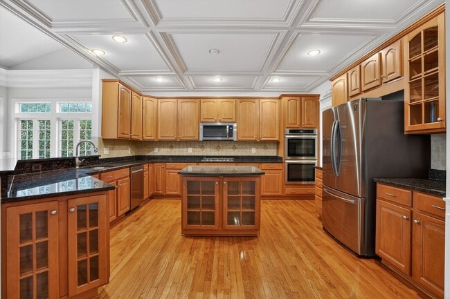 Building Photo - 43286 Canal Creek Pl